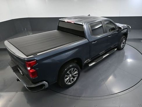 Used 2022 Chevrolet Silverado 1500 LT AWD/4WD image 56