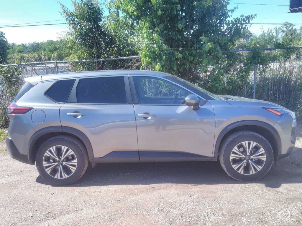 Used 2023 Nissan Rogue SV AWD/4WD image 11