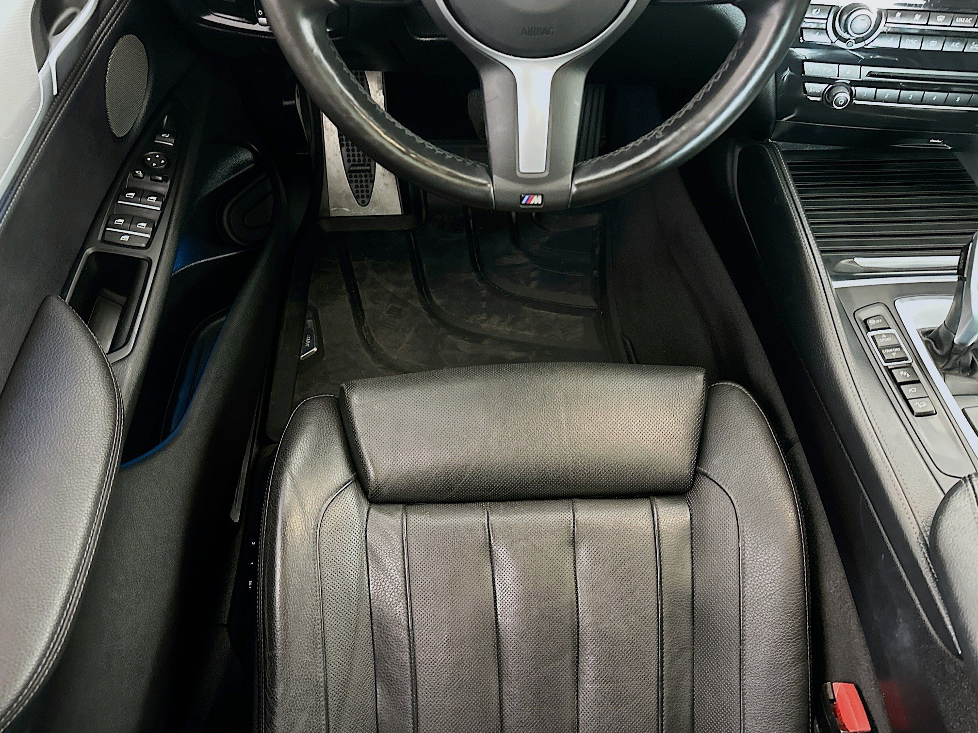 Used 2019 BMW X6 xDrive50i w/ M Sport Package AWD/4WD image 20