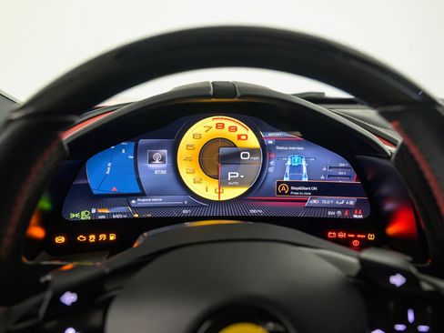 Certified 2022 Ferrari Roma RWD image 32