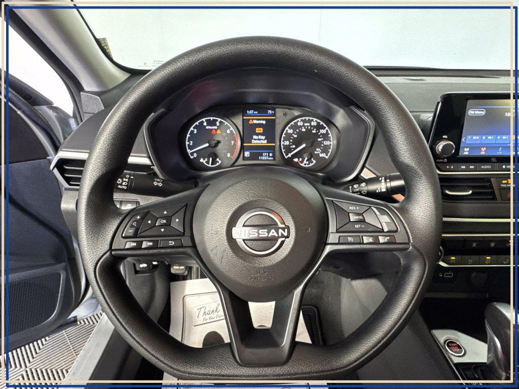 Used 2024 Nissan Altima 2.5 S FWD image 17