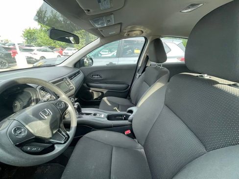 Used 2022 Honda HR-V LX image 5