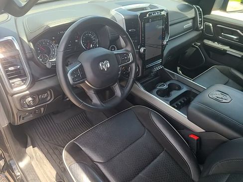 Used 2023 RAM 1500 Laramie AWD/4WD image 13