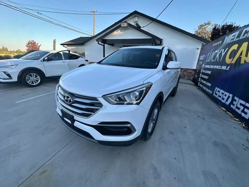 Used 2017 Hyundai Santa Fe Sport FWD image 11