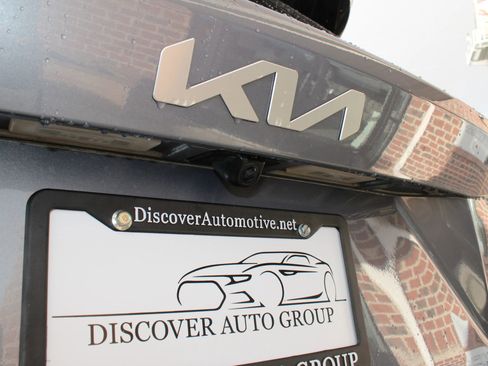 Used 2023 Kia Sorento SX Prestige image 5