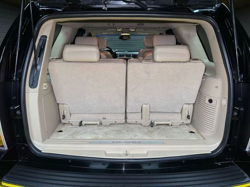 Used 2007 GMC Yukon Denali image 13