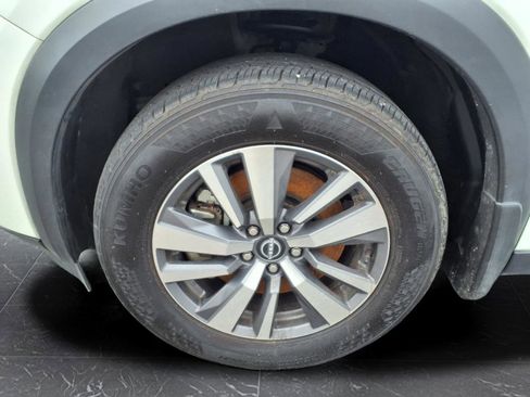 Used 2024 Nissan Pathfinder SL image 52