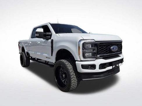 Used 2023 Ford F250 Lariat w/ Sport Appearance Package AWD/4WD image 1