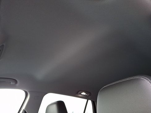 Certified 2022 GMC Terrain SLT image 21