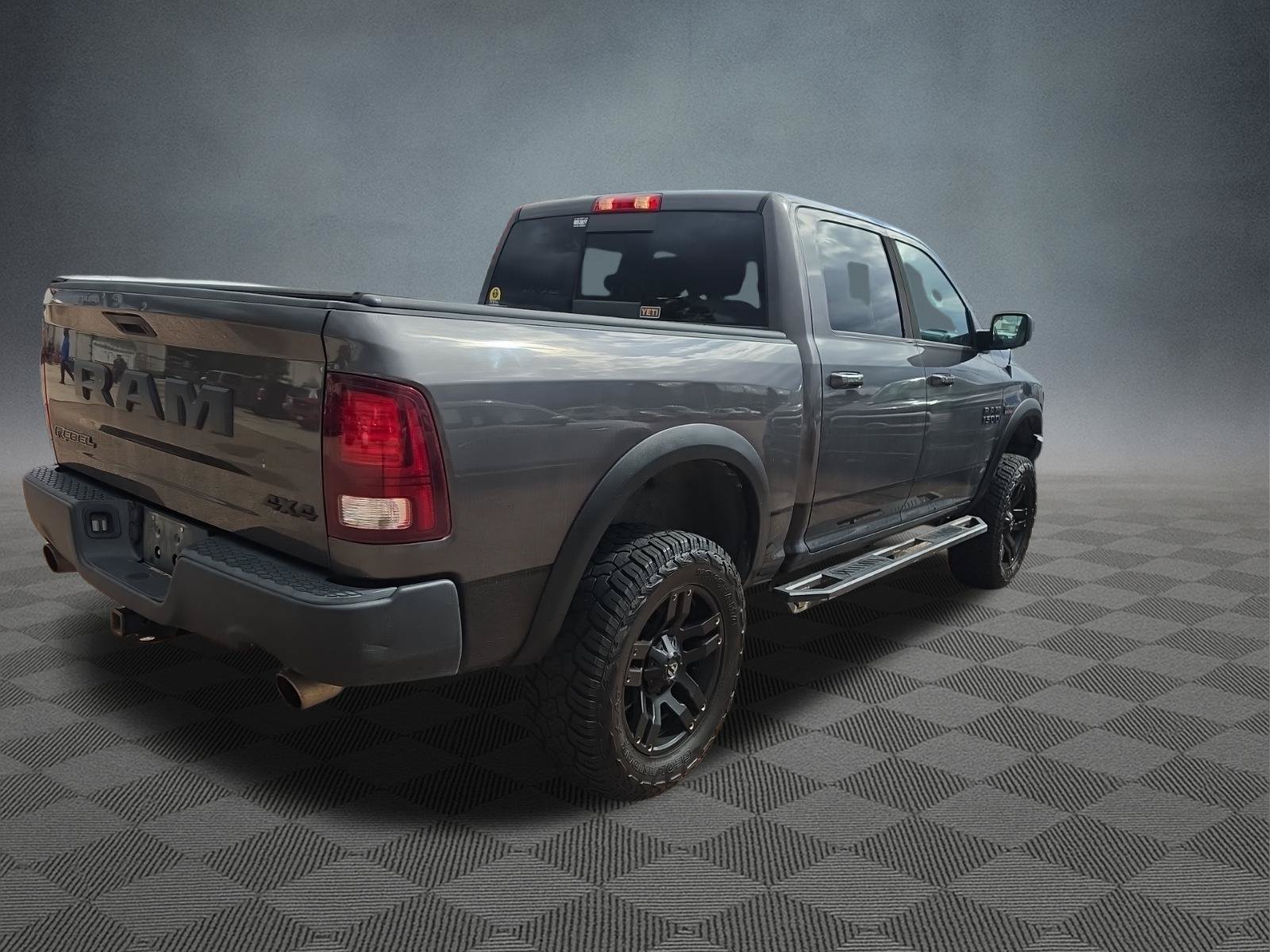 Used 2016 RAM 1500 Rebel w/ Luxury Group AWD/4WD image 4