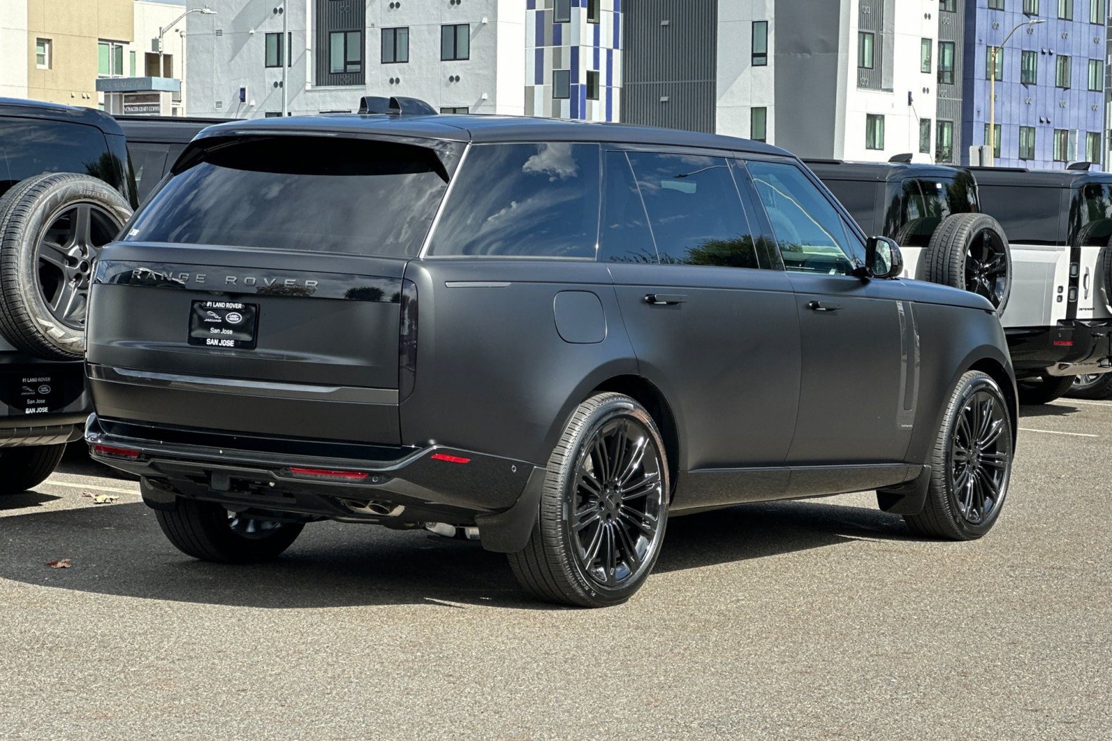 New 2026 Land Rover Range Rover Long Wheelbase Autobiography AWD/4WD image 10