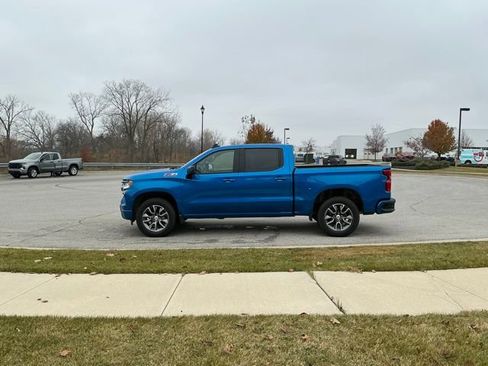 Used 2024 Chevrolet Silverado 1500 RST image 3