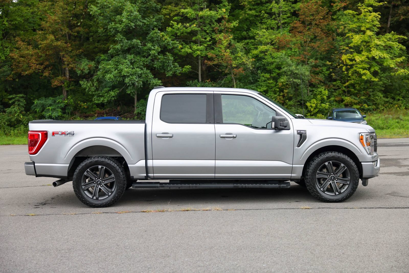Used 2023 Ford F150 XLT w/ Equipment Group 302A High AWD/4WD image 4