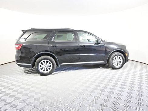 Used 2024 Dodge Durango SXT AWD/4WD image 7