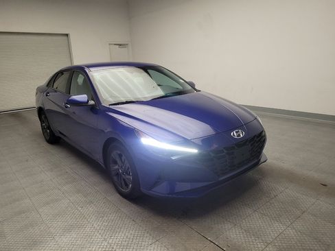 Used 2023 Hyundai Elantra SEL w/ Cargo Package FWD image 13