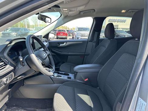 Used 2023 Ford Escape Active w/ Tech Pack #2 AWD/4WD image 10