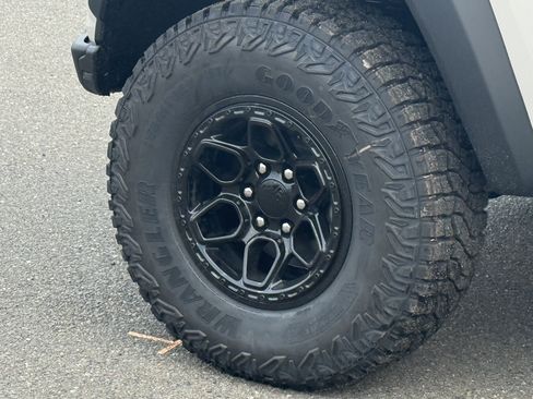 New 2026 Chevrolet Colorado ZR2 w/ ZR2 Bison Edition image 31