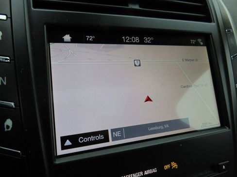 Used 2019 Lincoln MKC Select w/ Select Plus Package image 25