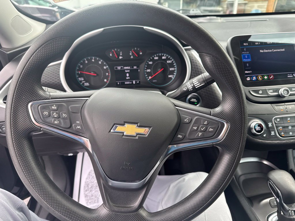 Used 2024 Chevrolet Malibu LT FWD image 10