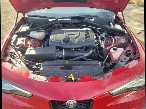 Used 2021 Alfa Romeo Giulia Ti Sport image 19