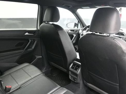 Used 2021 Volkswagen Tiguan SE R-Line AWD/4WD image 13