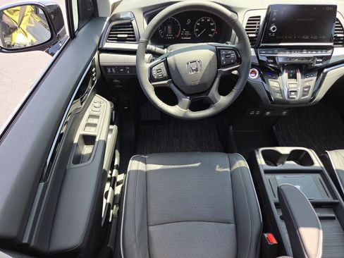 Certified 2026 Honda Odyssey Elite image 33