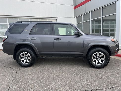 Used 2021 Toyota 4Runner TRD Off-Road AWD/4WD image 19