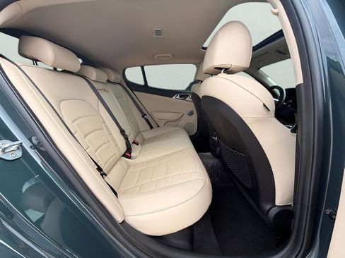 Used 2023 Kia Stinger GT2 image 14