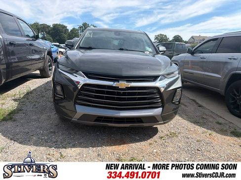 Used 2020 Chevrolet Blazer Premier w/ Driver Confidence II Package FWD image 2