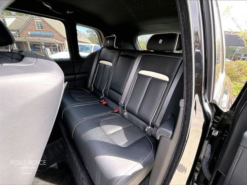 Used 2020 Rolls-Royce Cullinan image 25