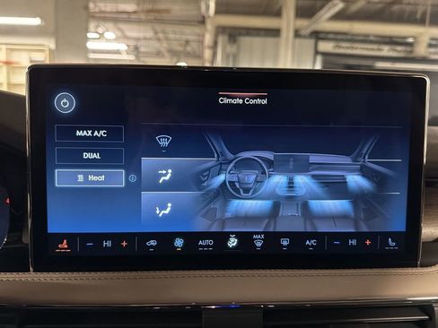 Used 2024 Lincoln Corsair Grand Touring image 17