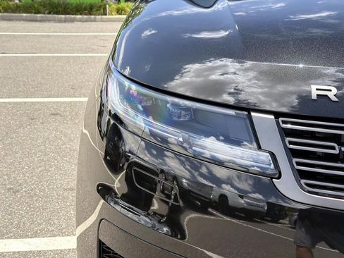 New 2026 Land Rover Range Rover Sport SE AWD/4WD image 9