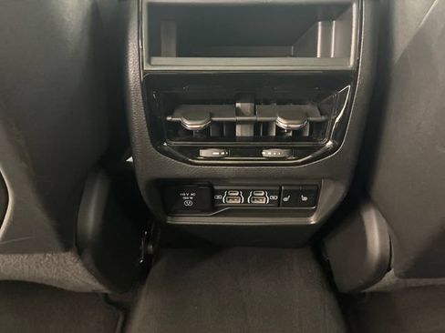 Used 2024 Jeep Grand Cherokee Limited 4xe AWD/4WD image 19