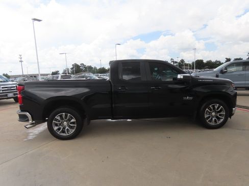 Used 2019 Chevrolet Silverado 1500 LT w/ Texas Edition RWD image 10