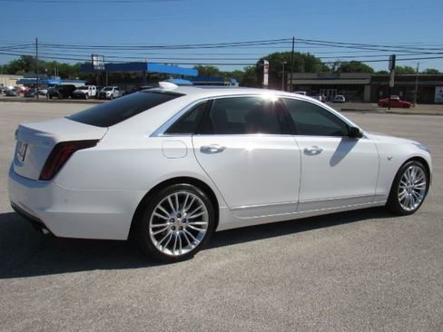 Used 2018 Cadillac CT6 Premium Luxury w/ Super Cruise Package image 4