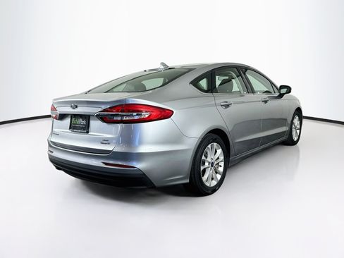 Used 2020 Ford Fusion SE FWD image 9