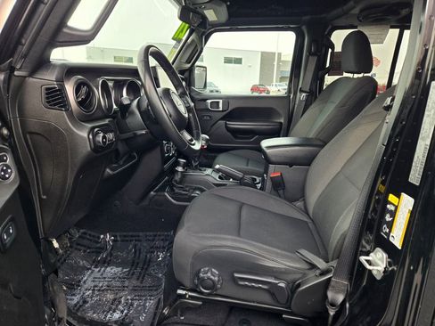 Used 2021 Jeep Wrangler Unlimited Sport image 22