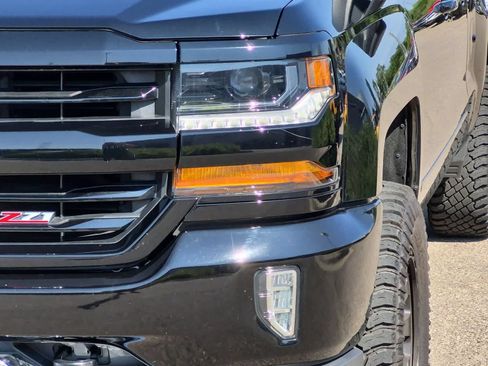 Used 2017 Chevrolet Silverado 1500 LT w/ All Star Edition AWD/4WD image 11