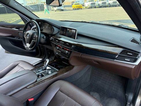 Used 2018 BMW X5 xDrive40e w/ Driving Assistance Package image 13