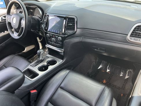 Used 2019 Jeep Grand Cherokee Limited RWD image 11