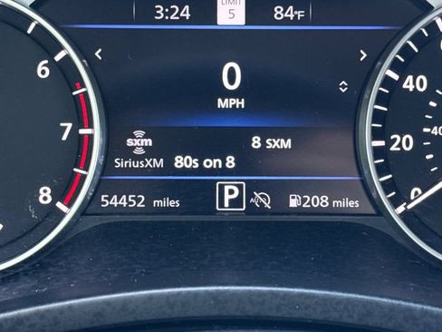 Used 2024 Nissan Sentra SV FWD image 27