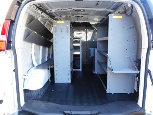 Used 2016 Chevrolet Express 2500 RWD image 14