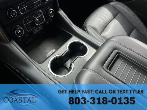 Used 2022 Chevrolet Suburban LT AWD/4WD image 48