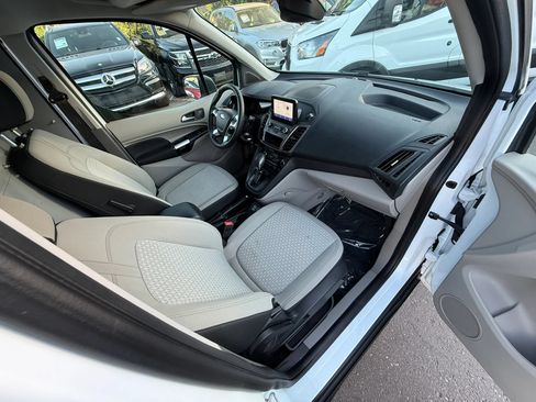 Used 2019 Ford Transit Connect XLT w/ Driver-Assist Package FWD image 28