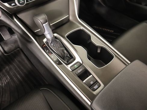 Used 2022 Honda Accord LX image 7