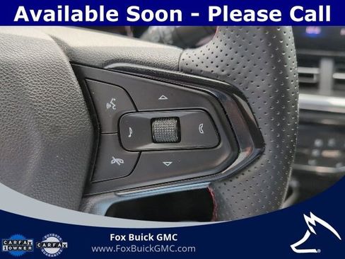 Used 2024 Chevrolet Trax RS w/ Sunroof Package FWD image 16