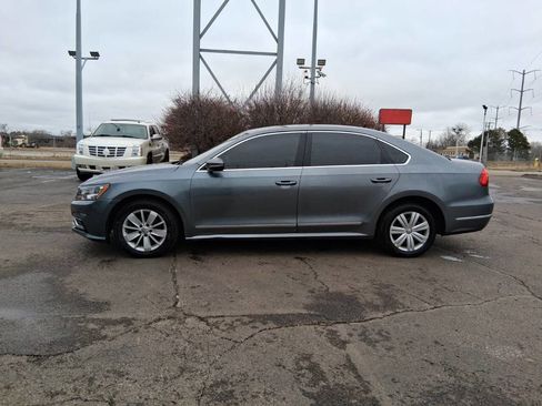 Used 2016 Volkswagen Passat 1.8T S image 4