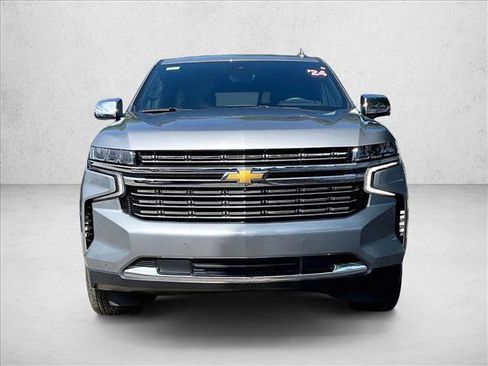 Used 2024 Chevrolet Tahoe Premier w/ Premium Package 2 RWD image 3