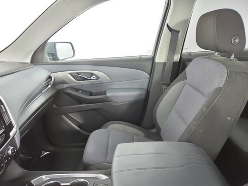 Used 2018 Chevrolet Traverse LT FWD image 16