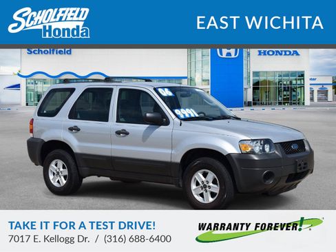 Used 2006 Ford Escape XLS FWD image 1